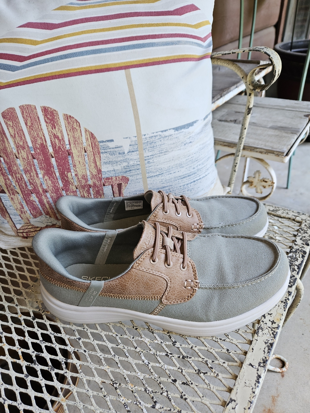 Skechers Womens 9.5 - Picture 3 of 16